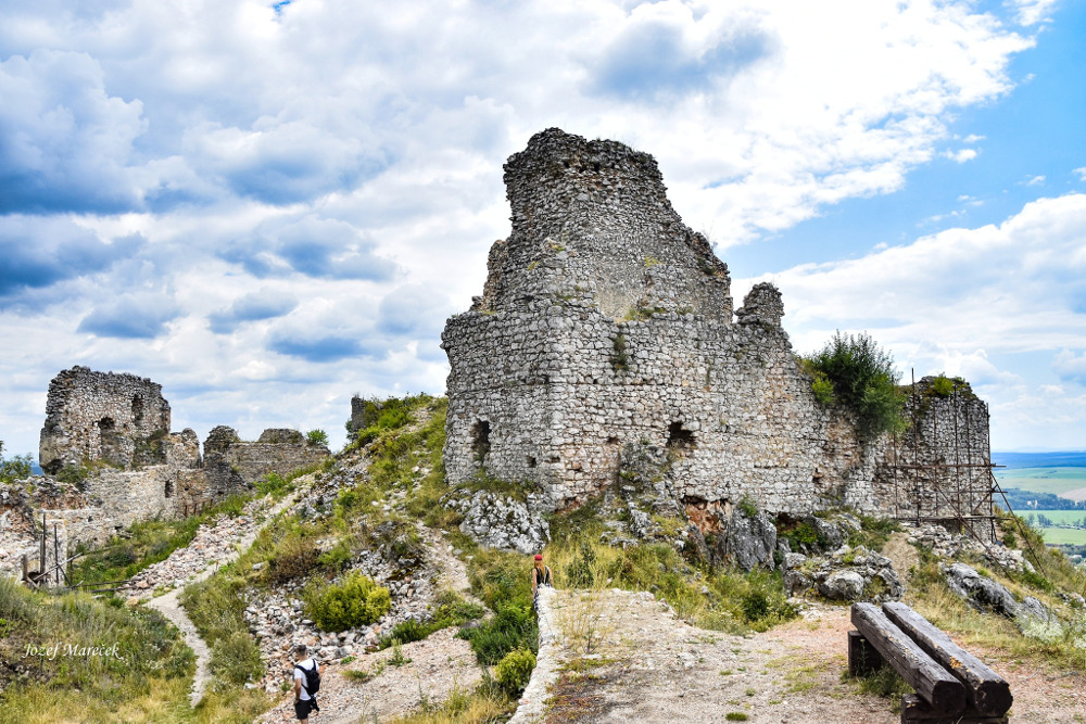 Turniansky hrad: Pokračuje obnova, vyhliadková veža je v plánoch