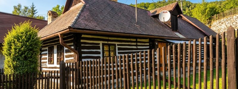 Drevenice v obci Hačava