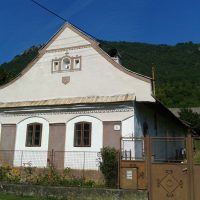 Sedliacky dóm typu Palóc v obci Háj - Mikitovský dvor – č. d. 91 Sedliacke domy typu Palóc v obci Háj