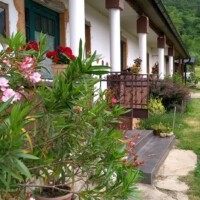 Sedliacky dóm č.88 typu Palóc v obci Háj - Hájske Hrnčiarstvo Sedliacky dóm č.88 typu Palóc v obci Háj - Hájske Hrnčiarstvo