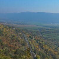 Soroška oporný múr (570 m n.m.) vyhliadka
