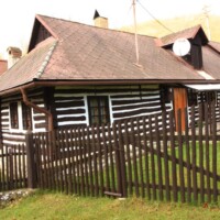 Drevenice v obci Hačava