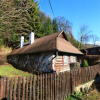 Drevenice v obci Hačava