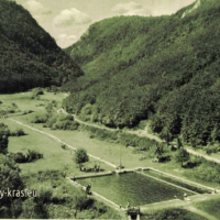 BAZÉN V ZÁDIELSKEJ DOLINE v roku 1942