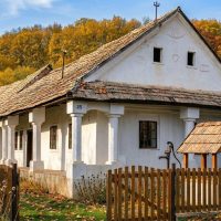 Mátéov dom – NKP murovaný roľnícky dom v Ardove Mátéov dom – NKP murovaný roľnícky dom v Ardove